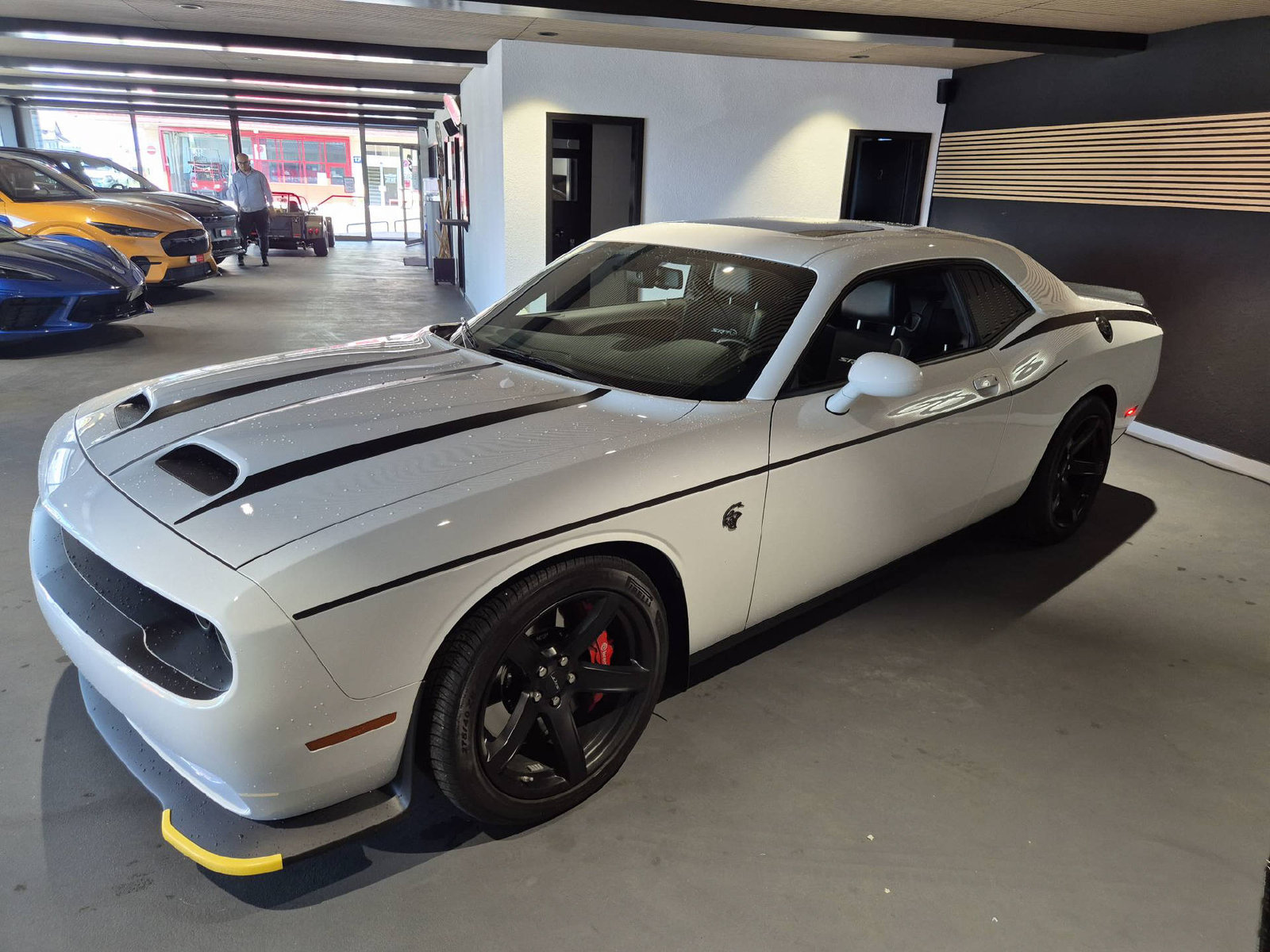 DODGE Challenger 6.2 V8 SC HEMI SRT Hellcat, Benzin, Occasion / Gebraucht, Automatik - 4