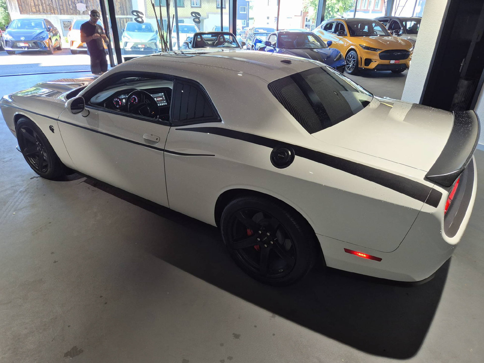 DODGE Challenger 6.2 V8 SC HEMI SRT Hellcat, Benzin, Occasion / Gebraucht, Automatik - 5
