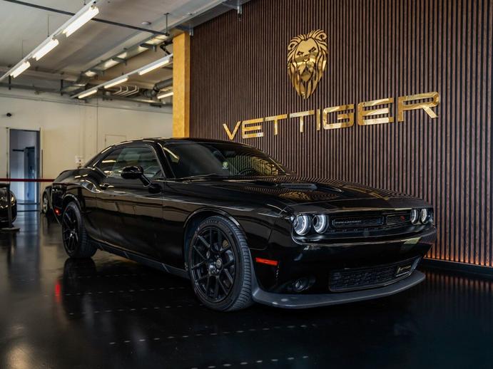 DODGE Challenger 6.4 V8 SRT HEMI, Second hand / Used, Automatic