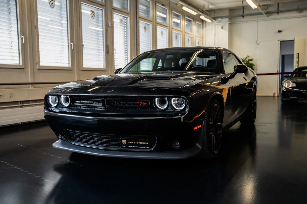 DODGE Challenger 6.4 V8 SRT HEMI, Second hand / Used, Automatic - 3