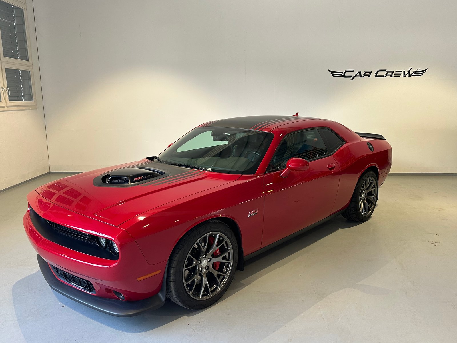 DODGE Challenger SRT Shaker