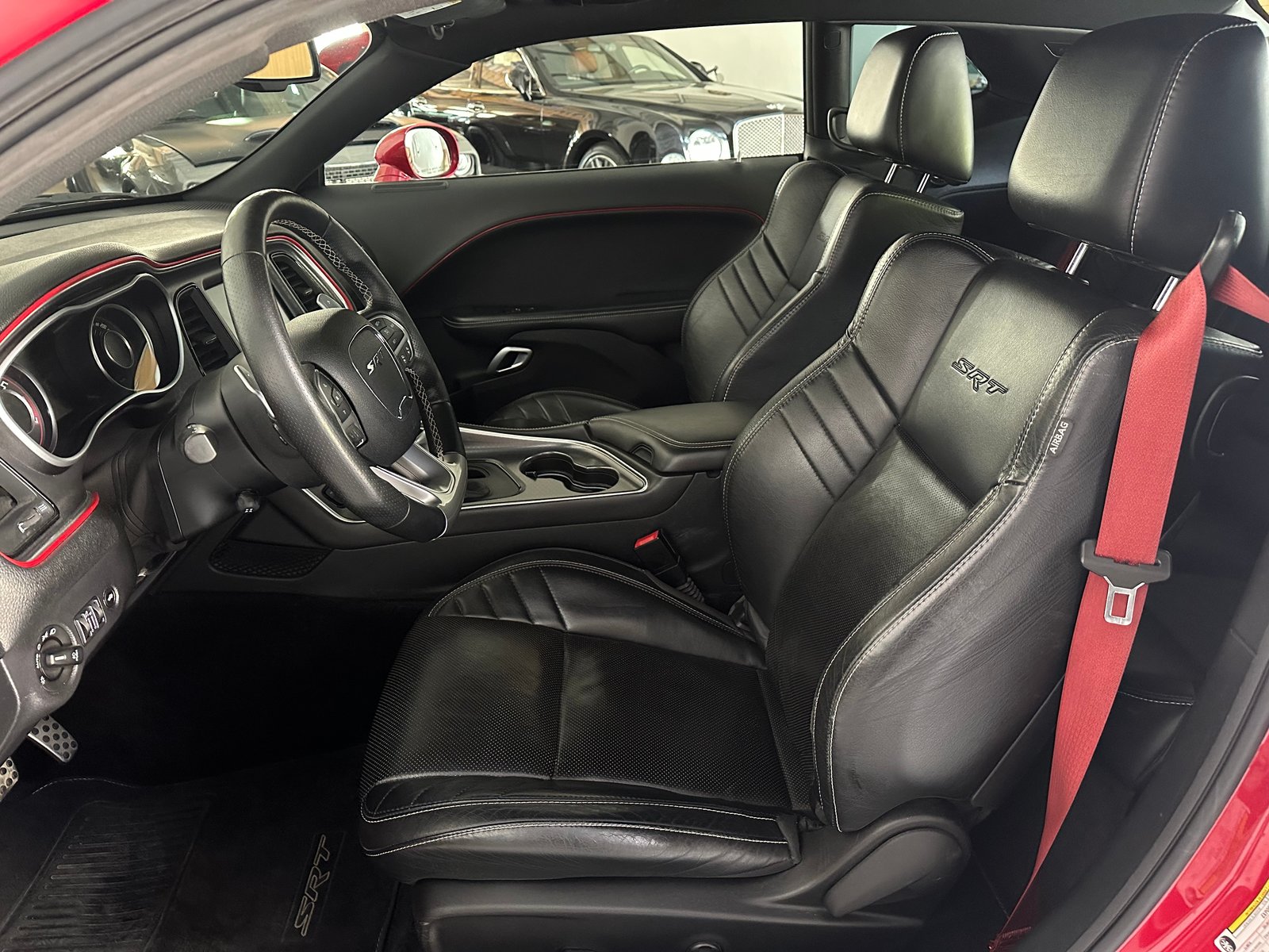 DODGE Challenger SRT Shaker, Essence, Occasion / Utilisé, Automatique - 4