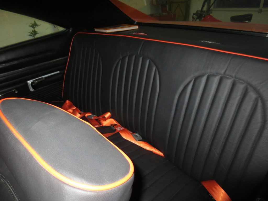 DODGE Charger 383, Petrol, Classic, Automatic - 5