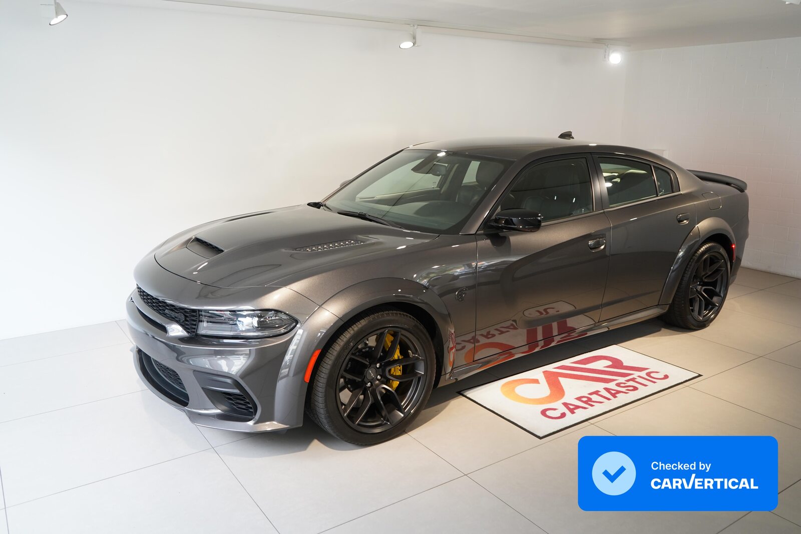 DODGE Hellcat 6,2 V8 Kompressor 717 PS