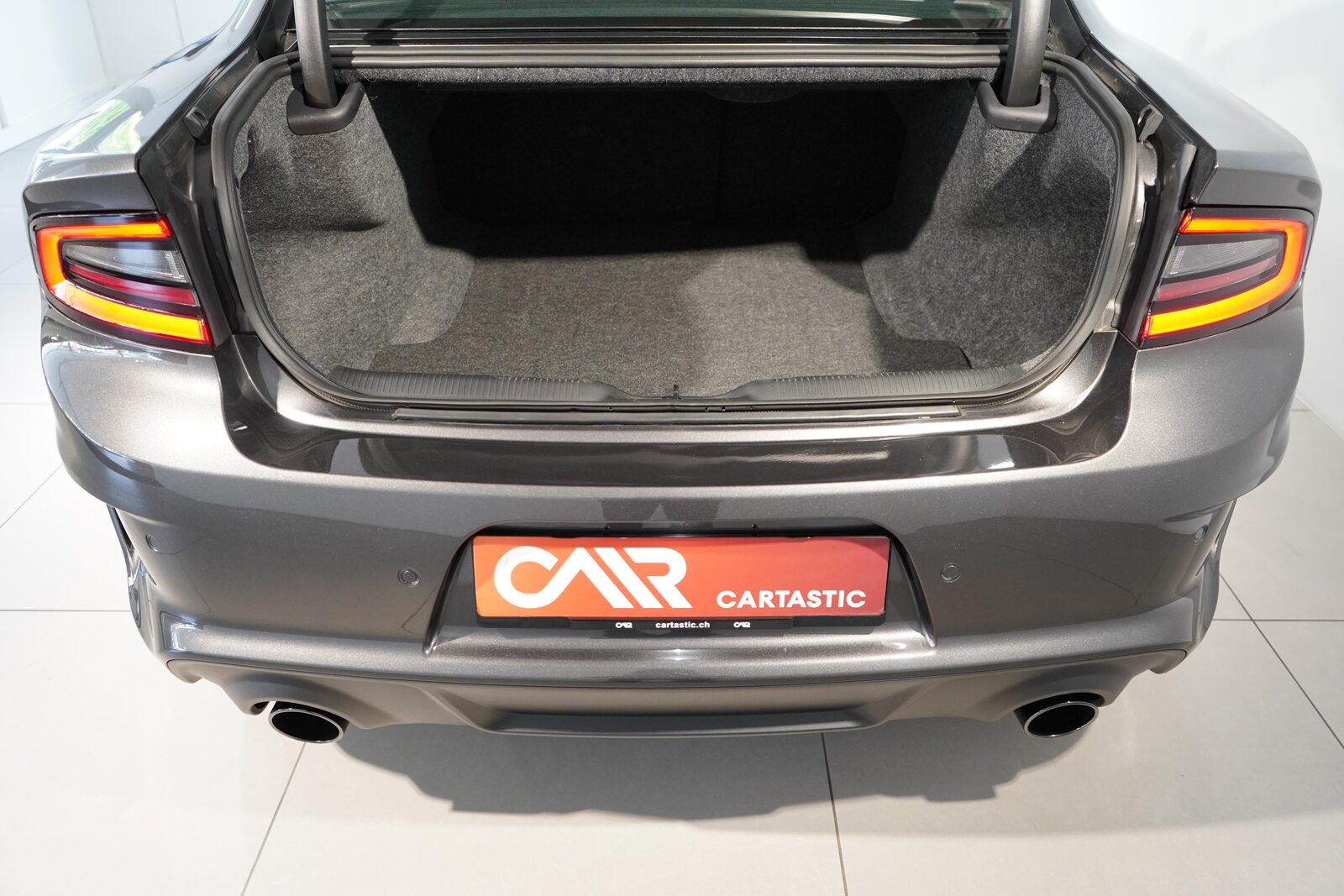 DODGE Hellcat 6,2 V8 Kompressor 717 PS, Petrol, Second hand / Used, Automatic - 5