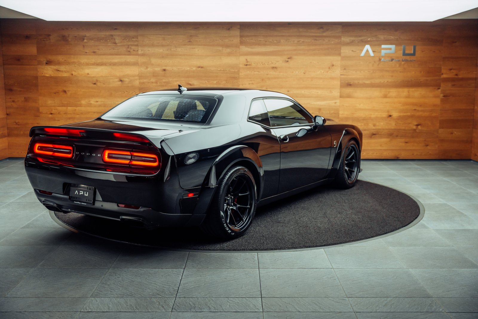 DODGE Hellcat Redeye, Petrol, Second hand / Used, Automatic - 2