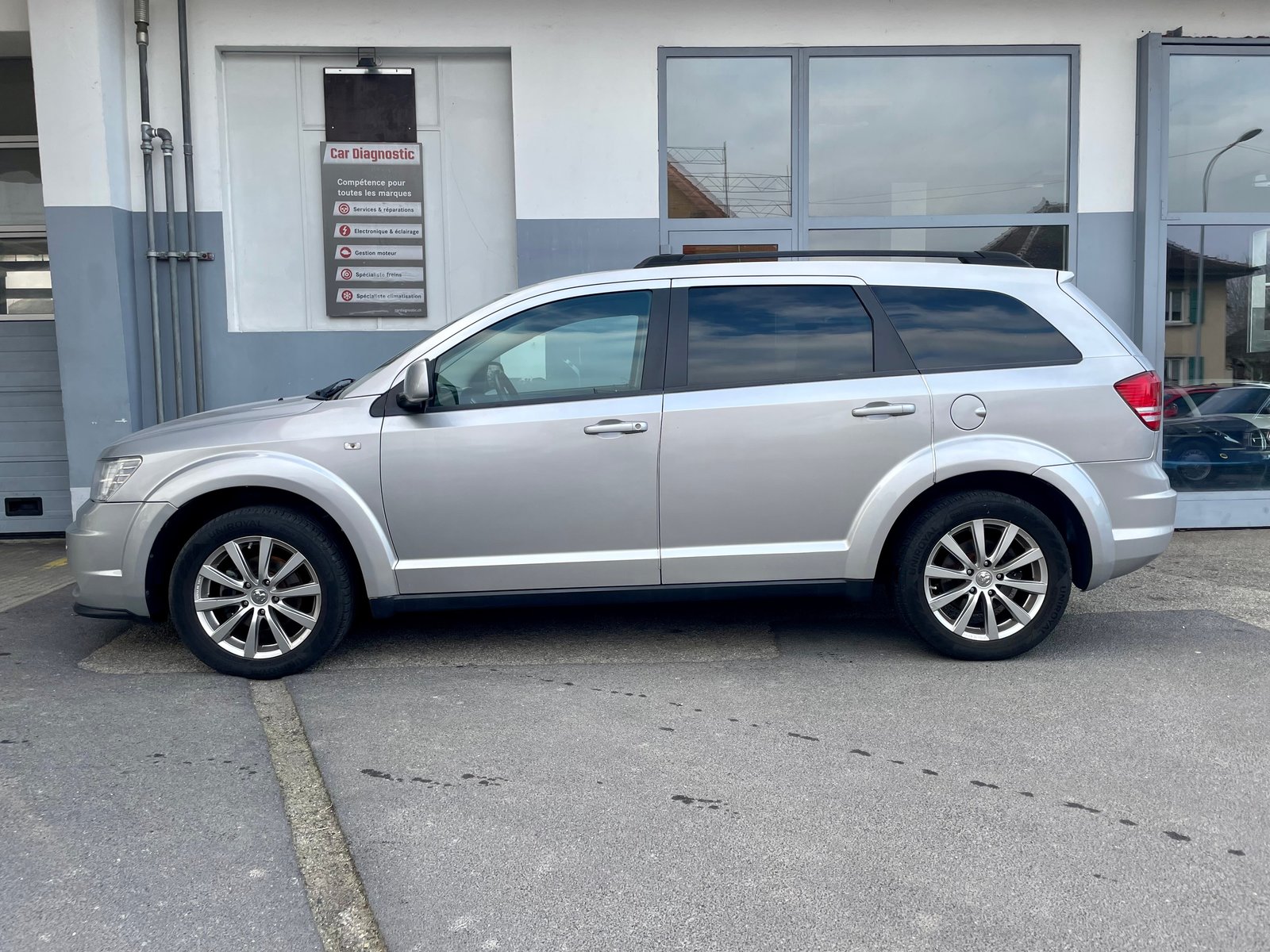 DODGE Journey 2.7 V6 E85 SXT Automatic, Benzin, Occasion / Gebraucht, Automatik - 2