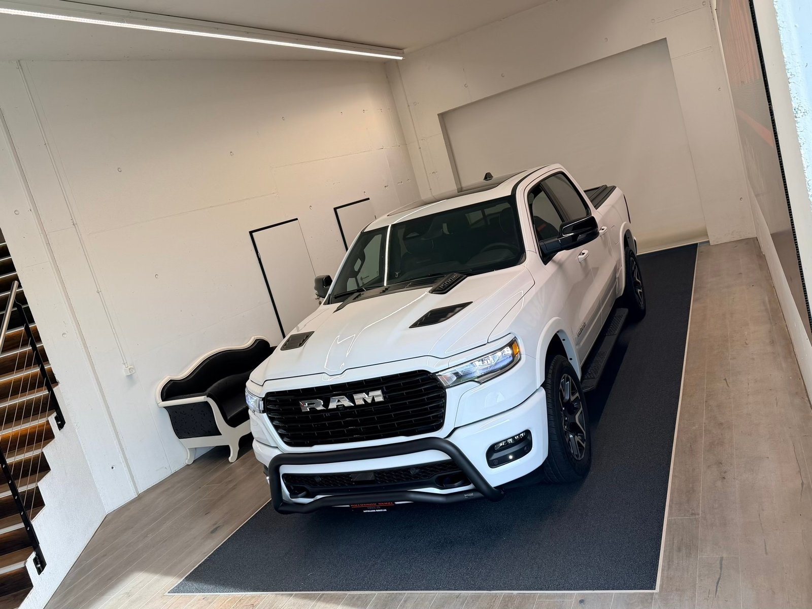 DODGE Laramie 3.0 Twin Turbo 4x4 420PS + LPG, Second hand / Used, Automatic - 4