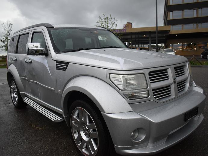 DODGE Nitro 2.8 CRD R/T Automatic, Diesel, Occasion / Utilisé, Automatique