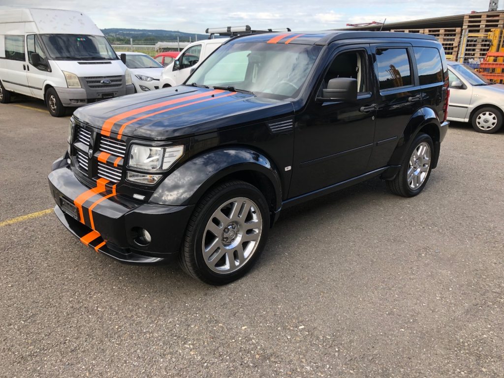 DODGE NITRO Automatik 4.0L V6 4x4 SXT, Benzin, Occasion / Gebraucht, Automatik - 2