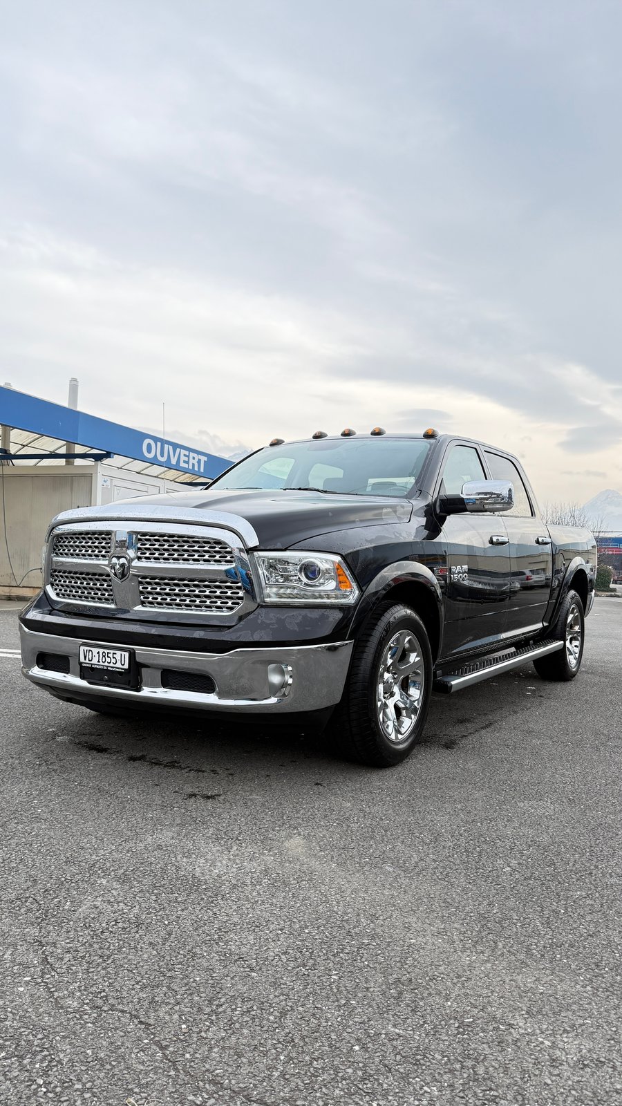 DODGE Ram