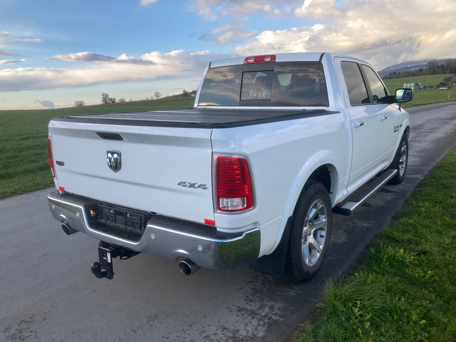DODGE Ram V8 1500 Laramie, Petrol, Second hand / Used, Automatic - 3
