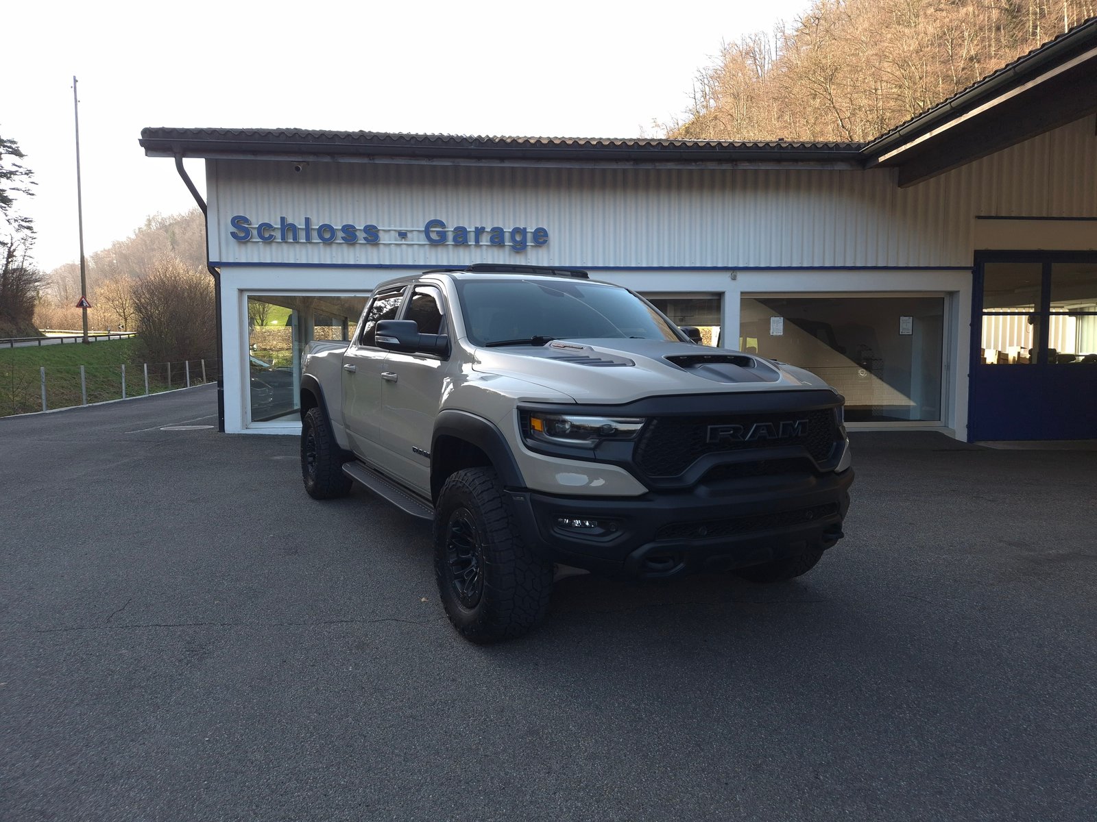 DODGE RAM 1500 TRX Level 2 Sandblast Edition, Petrol, Second hand / Used, Automatic - 2