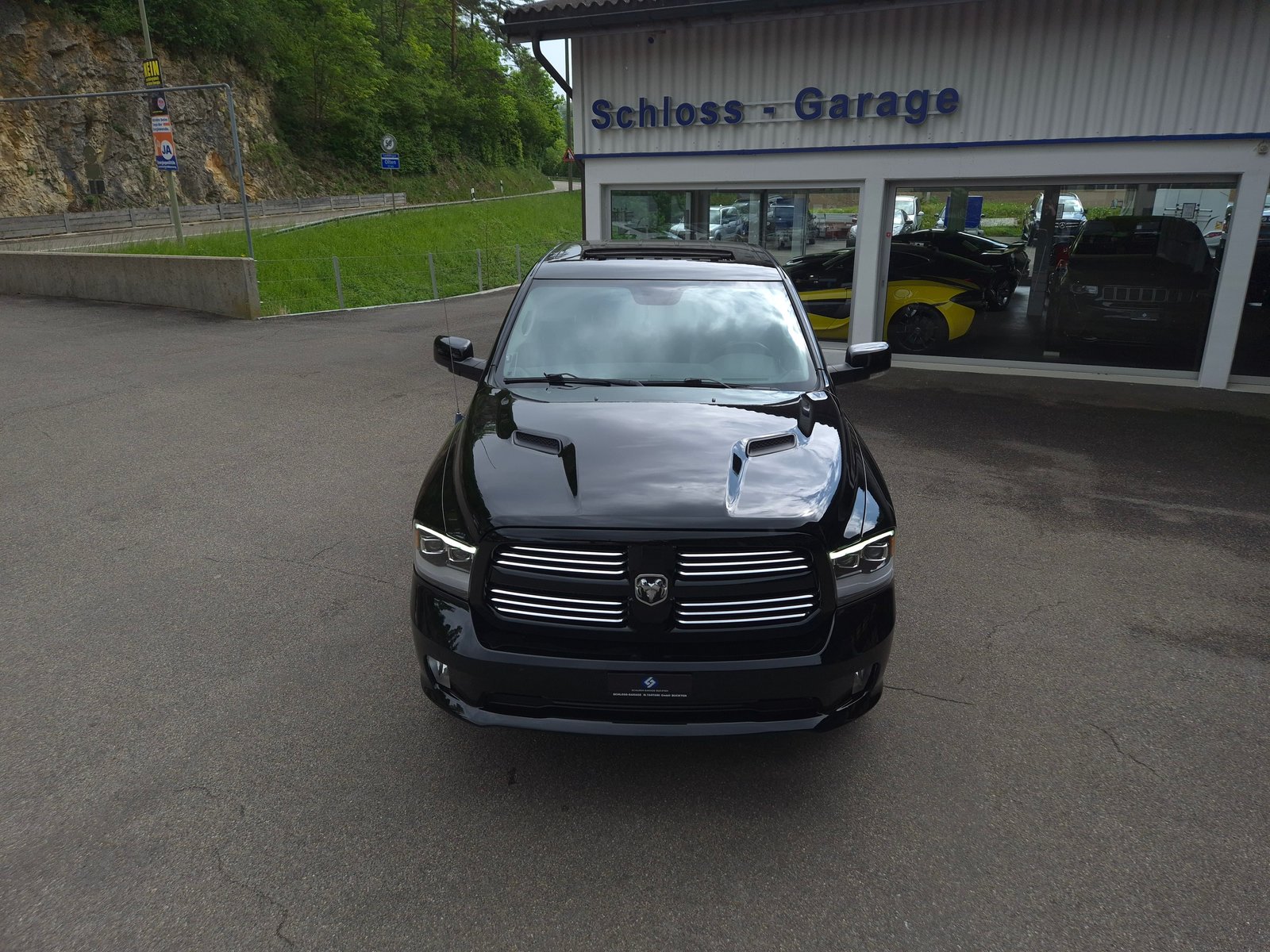 DODGE RAM 1500 Sport 5.7l V8 Crew Cab, Benzin, Occasion / Gebraucht, Automatik - 3