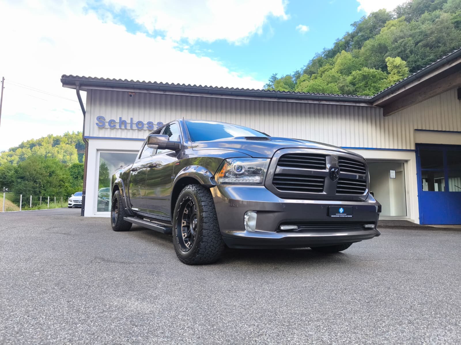 DODGE Ram 1500 Sport 5.7L V8, Benzin, Occasion / Gebraucht, Automatik - 2
