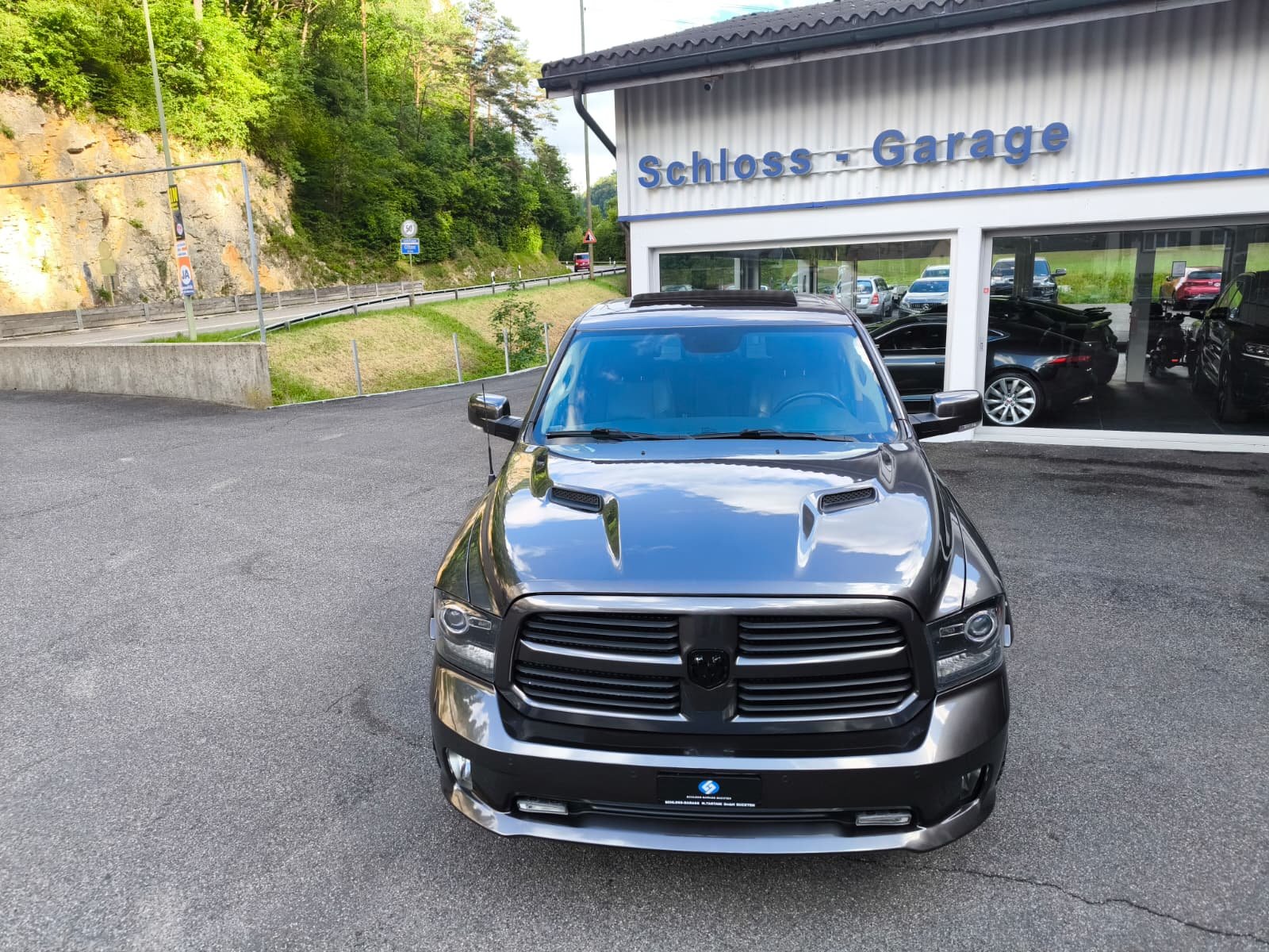 DODGE Ram 1500 Sport 5.7L V8, Benzin, Occasion / Gebraucht, Automatik - 4