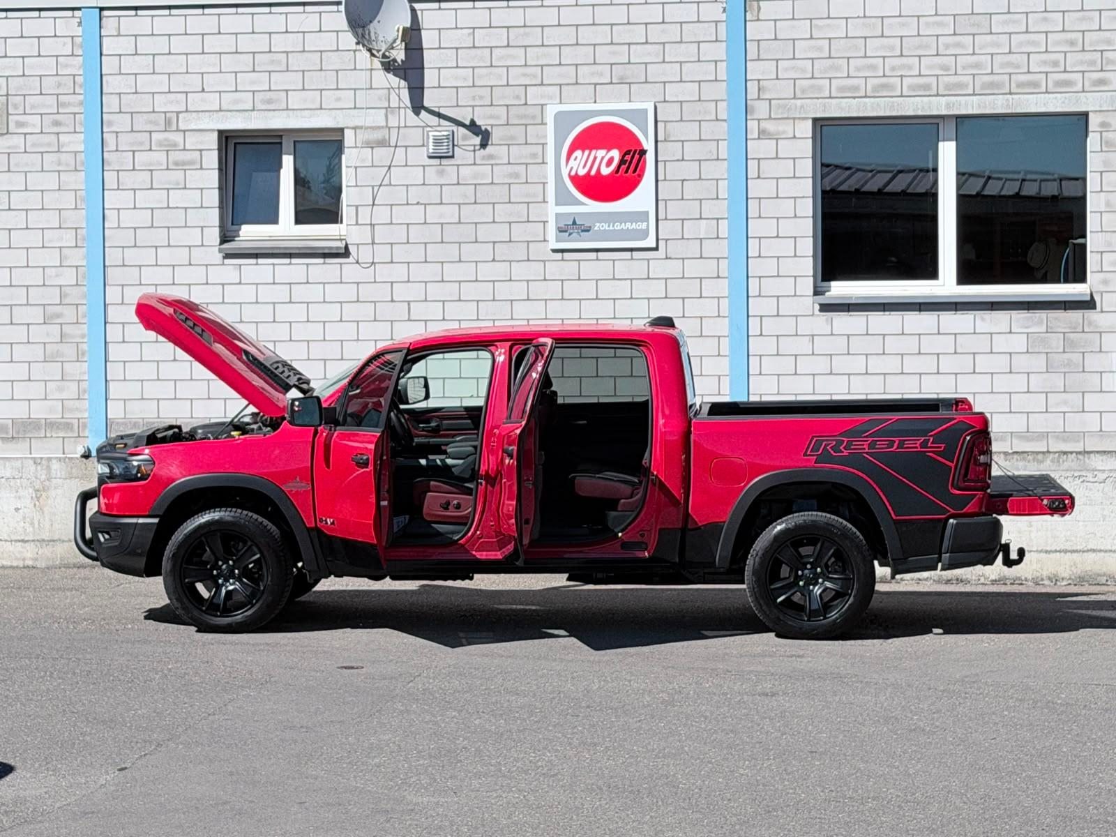 DODGE RAM REBEL 3.0T HURICCANE 4x4, Petrol, Second hand / Used, Automatic - 5