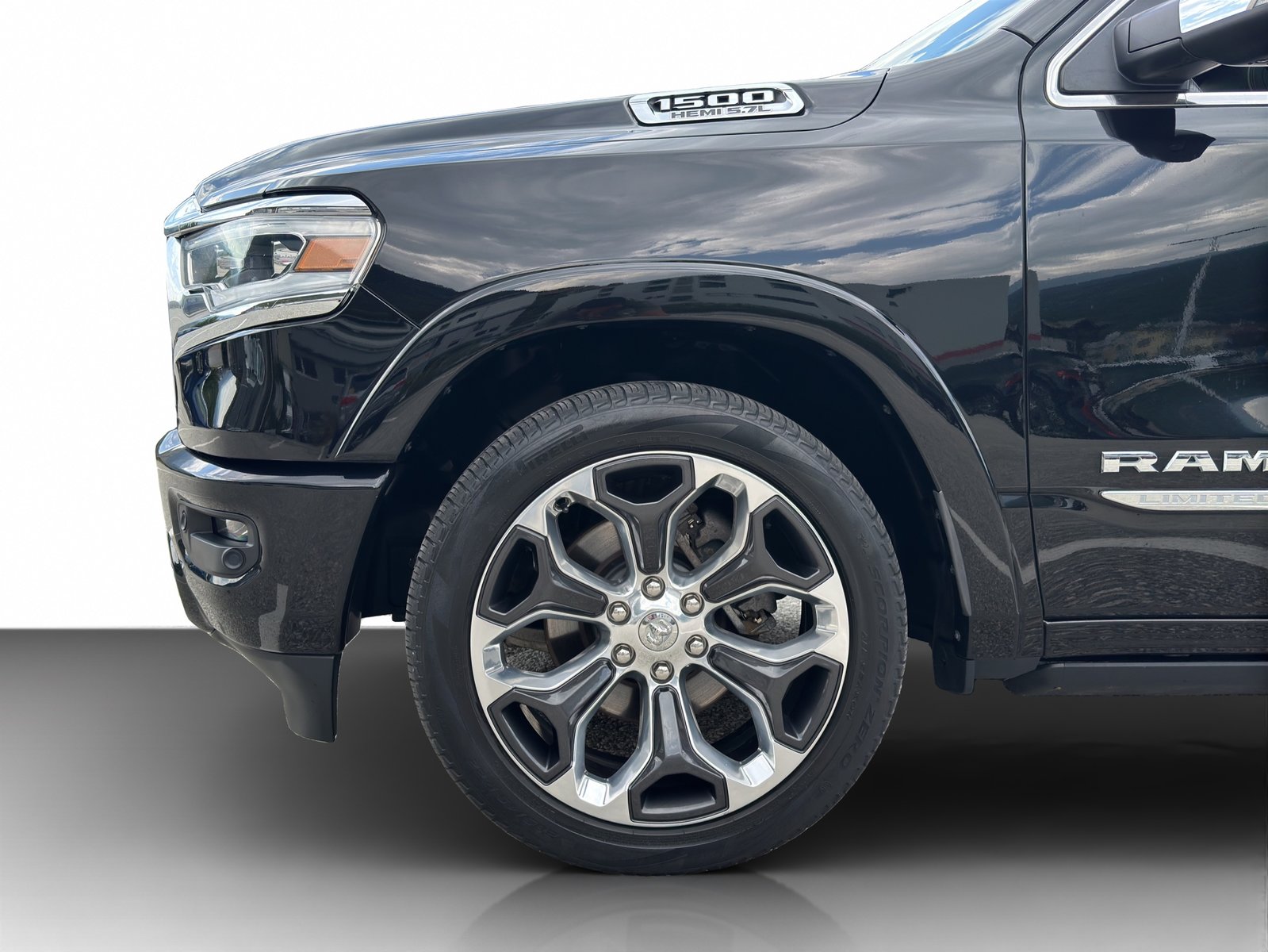 DODGE RAM 1500 Limited 5.7 V8 Hemi, Benzin, Occasion / Gebraucht, Automatik - 2