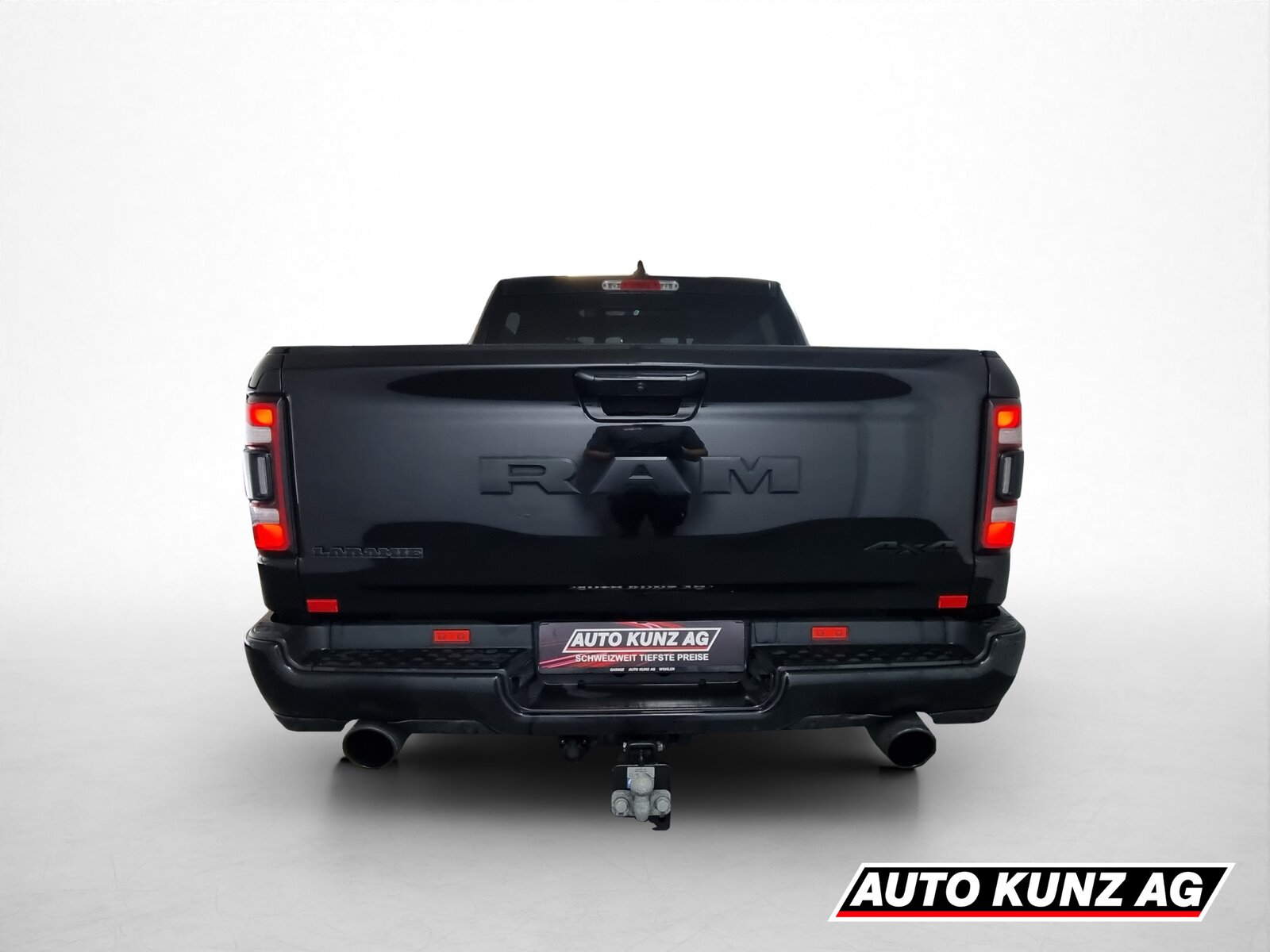 DODGE RAM 1500 Crew Cab Laramie Sport Black Paket · 5.7L, Essence, Occasion / Utilisé, Automatique - 5