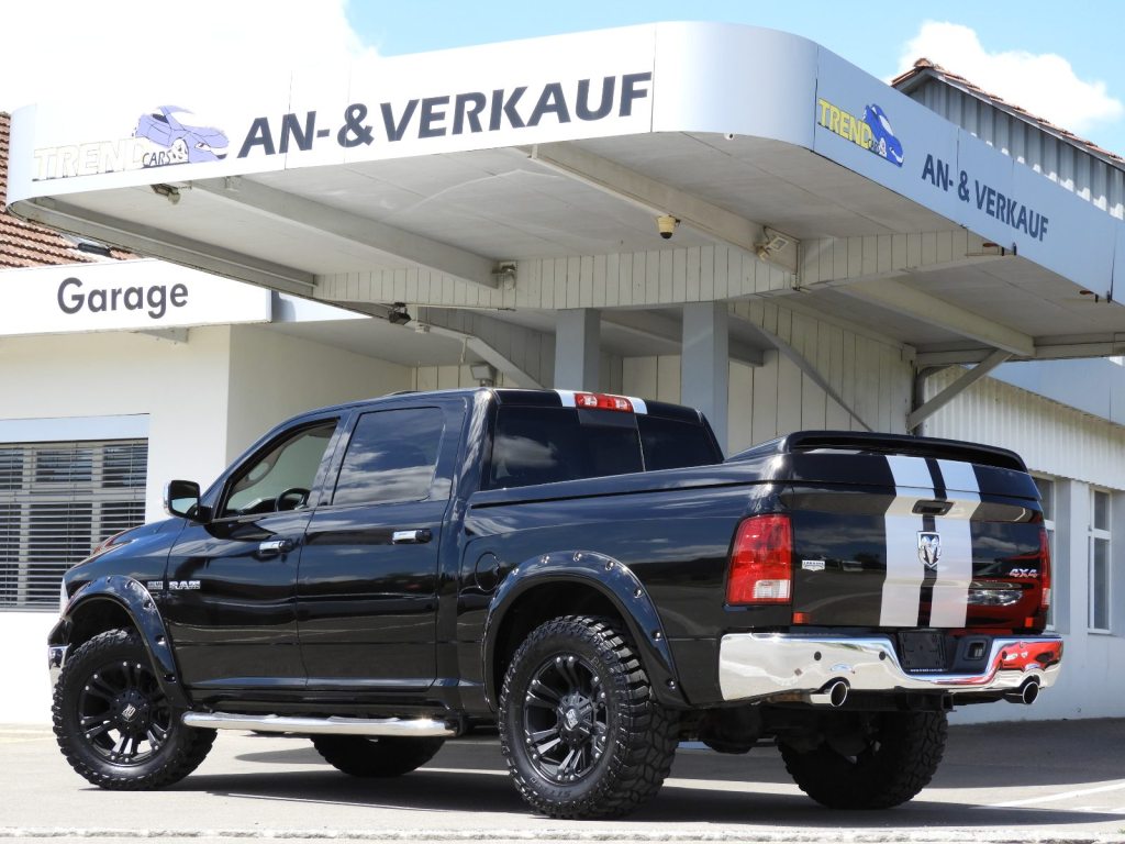DODGE RAM 1500 Laramie 5.7 V8 HEMI CrewCab Monster Jeep, Benzin, Occasion / Gebraucht, Automatik - 3