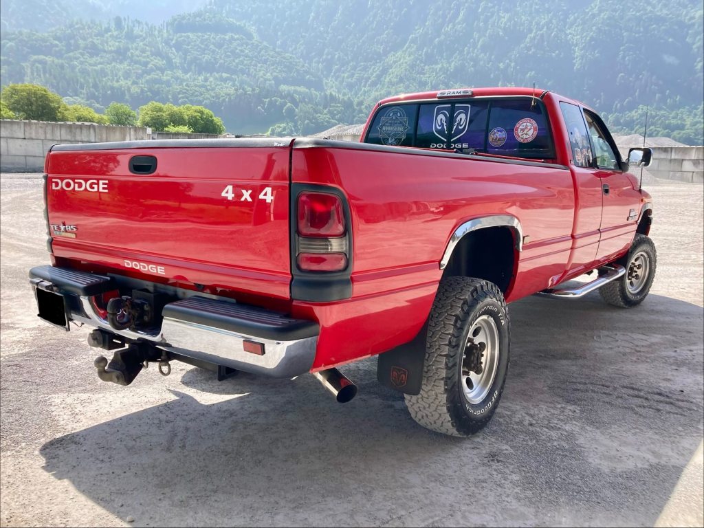DODGE RAM 2500 HD, Essence, Occasion / Utilisé, Automatique - 3
