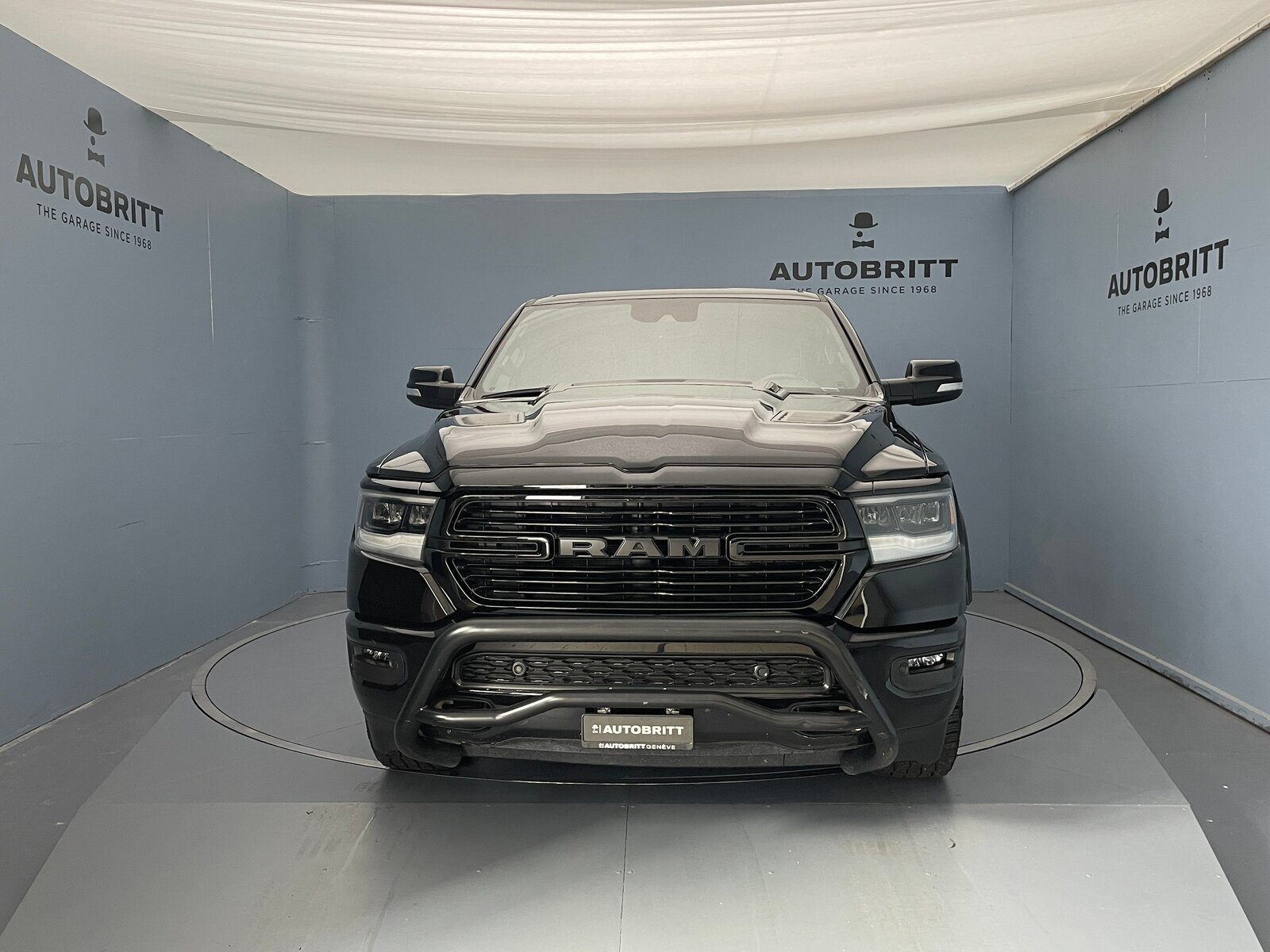 DODGE Ram 1500 Crew cab. pick-up 5.7 HEMI MDS VVT Laramie, Benzin, Occasion / Gebraucht, Automatik - 2