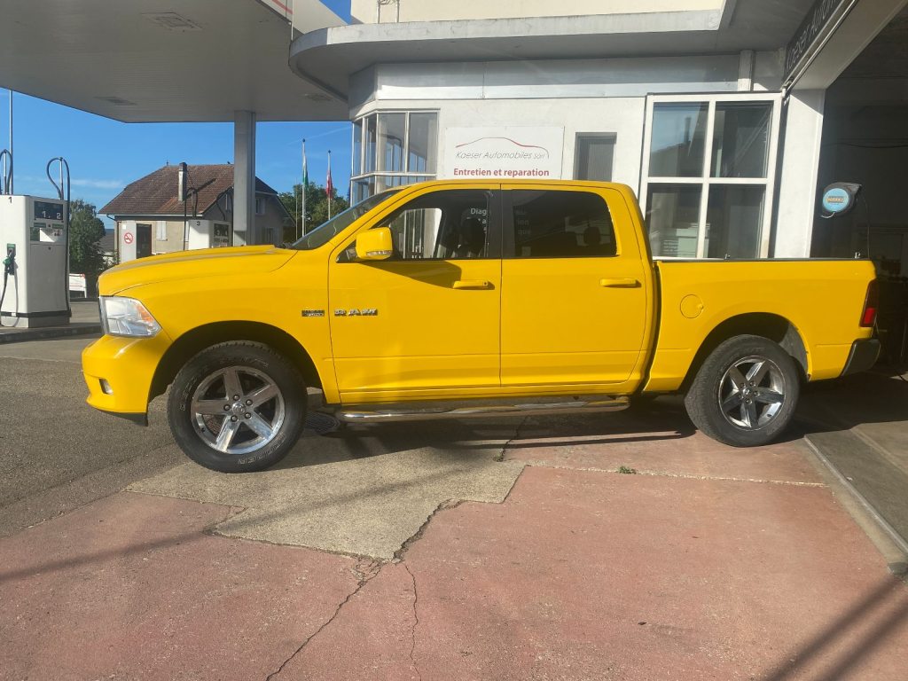 DODGE RAM 1500 Crew Cab, Petrol, Second hand / Used, Automatic - 5