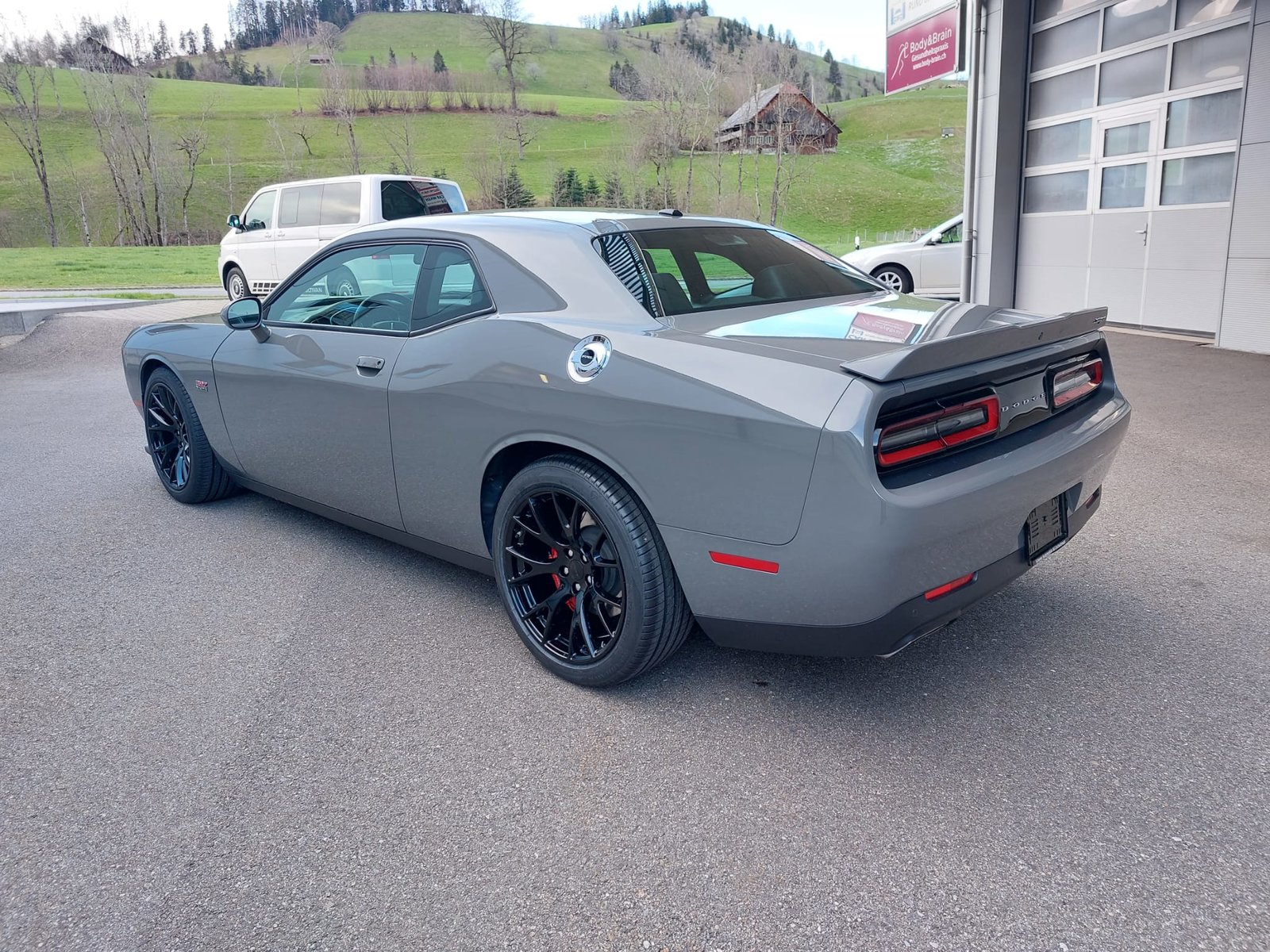 DODGE SRT 392 6.4 V8 Hemi, Essence, Occasion / Utilisé, Automatique - 7