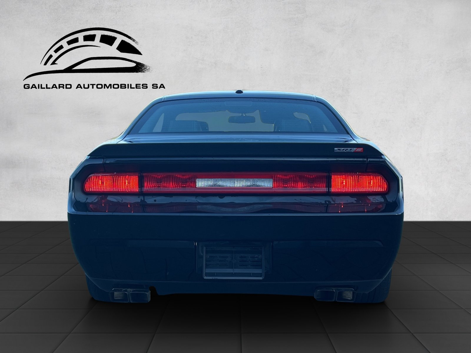 DODGE SRT8 First Edition, Petrol, Second hand / Used, Automatic - 6