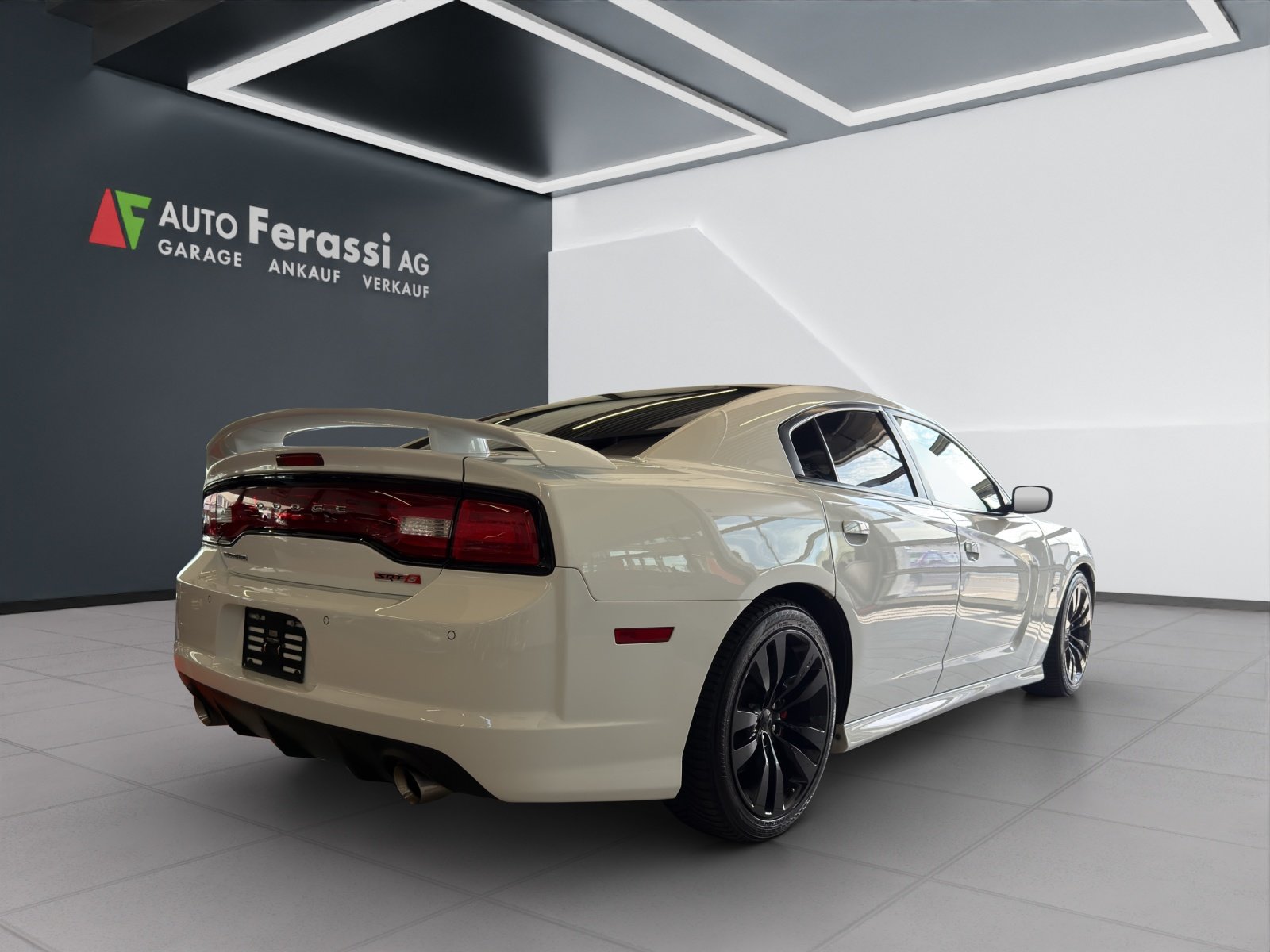 DODGE SRT8, Benzin, Occasion / Gebraucht, Automatik - 6