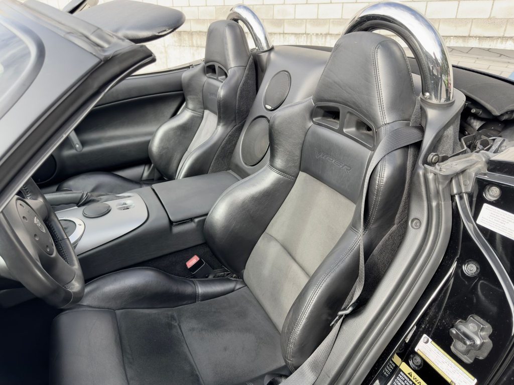 DODGE VIPER 8.4 Liter V10 612 PS, Benzin, Occasion / Gebraucht, Handschaltung - 3