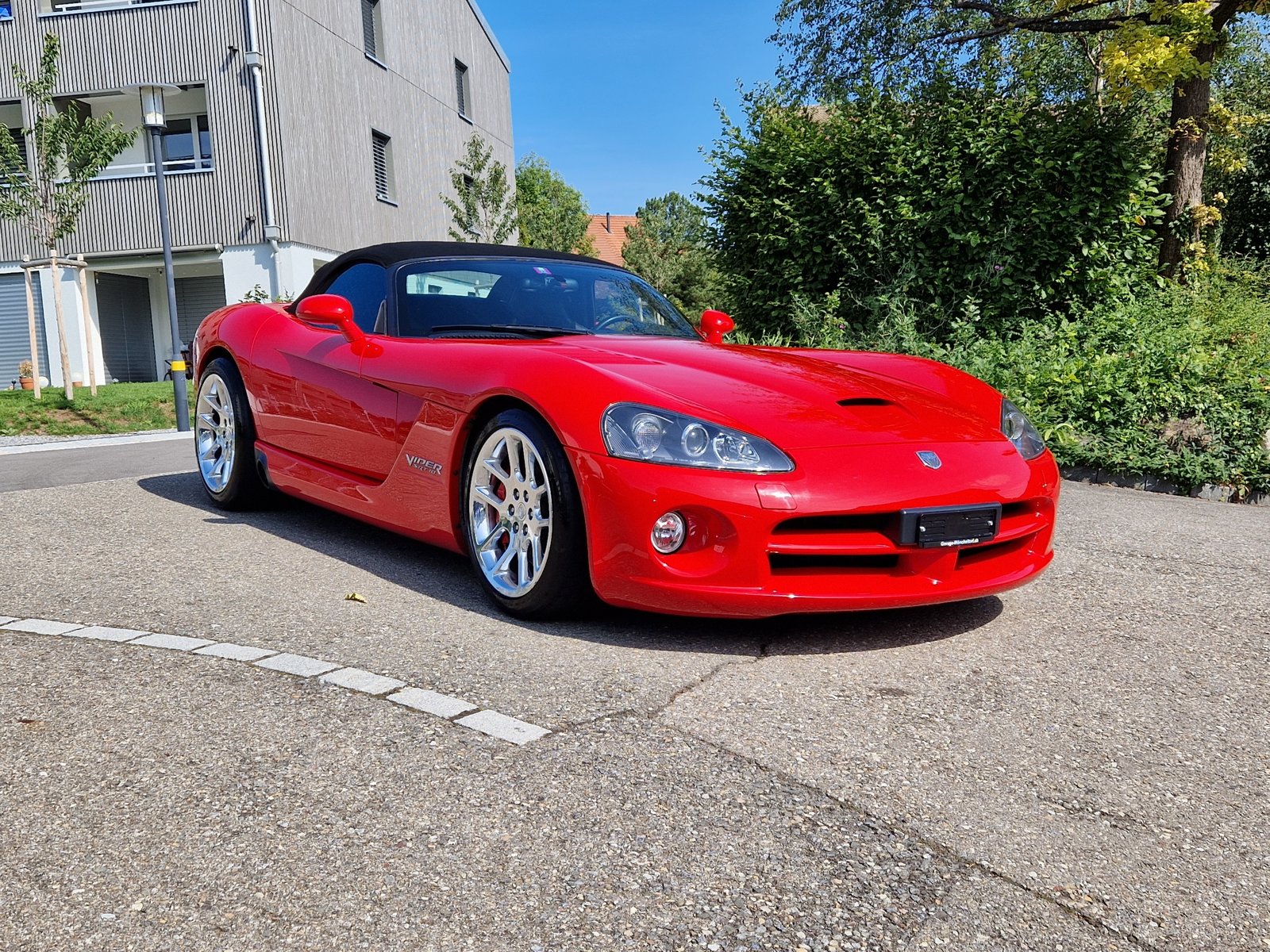 DODGE Viper SRT-10