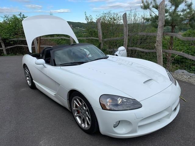 DODGE Viper 8.3 V10 SRT-10, Benzin, Occasion / Gebraucht, Handschaltung