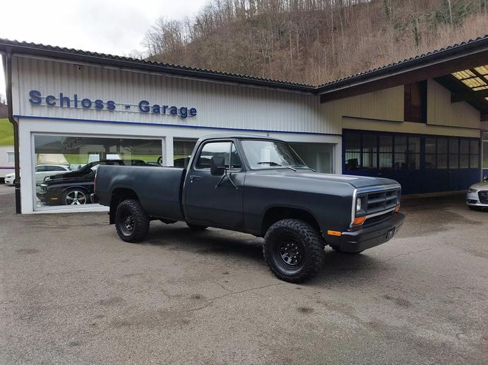 DODGE W200 V8 5.2L, Essence, Occasion / Utilisé, Automatique