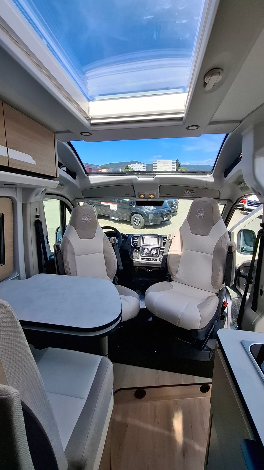 DREAMER D55 Saphir 20 ans, Diesel, Neuwagen, Automatik - 7