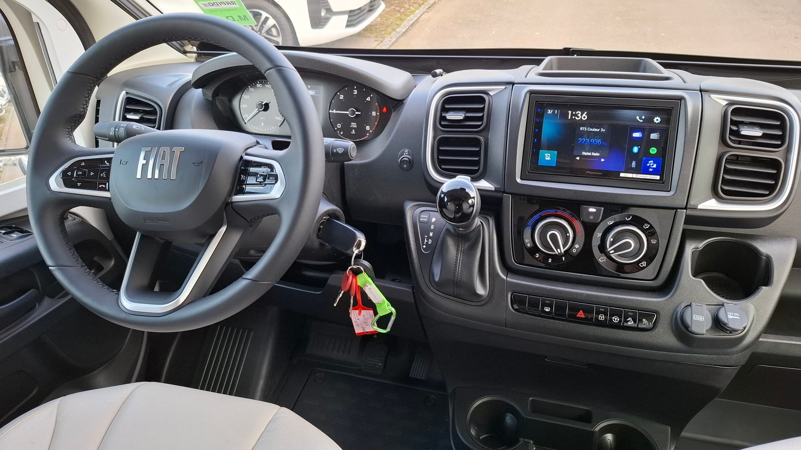 DREAMER D55 UP Fun+ Automatique 4 places, Diesel, Auto nuove, Automatico - 4