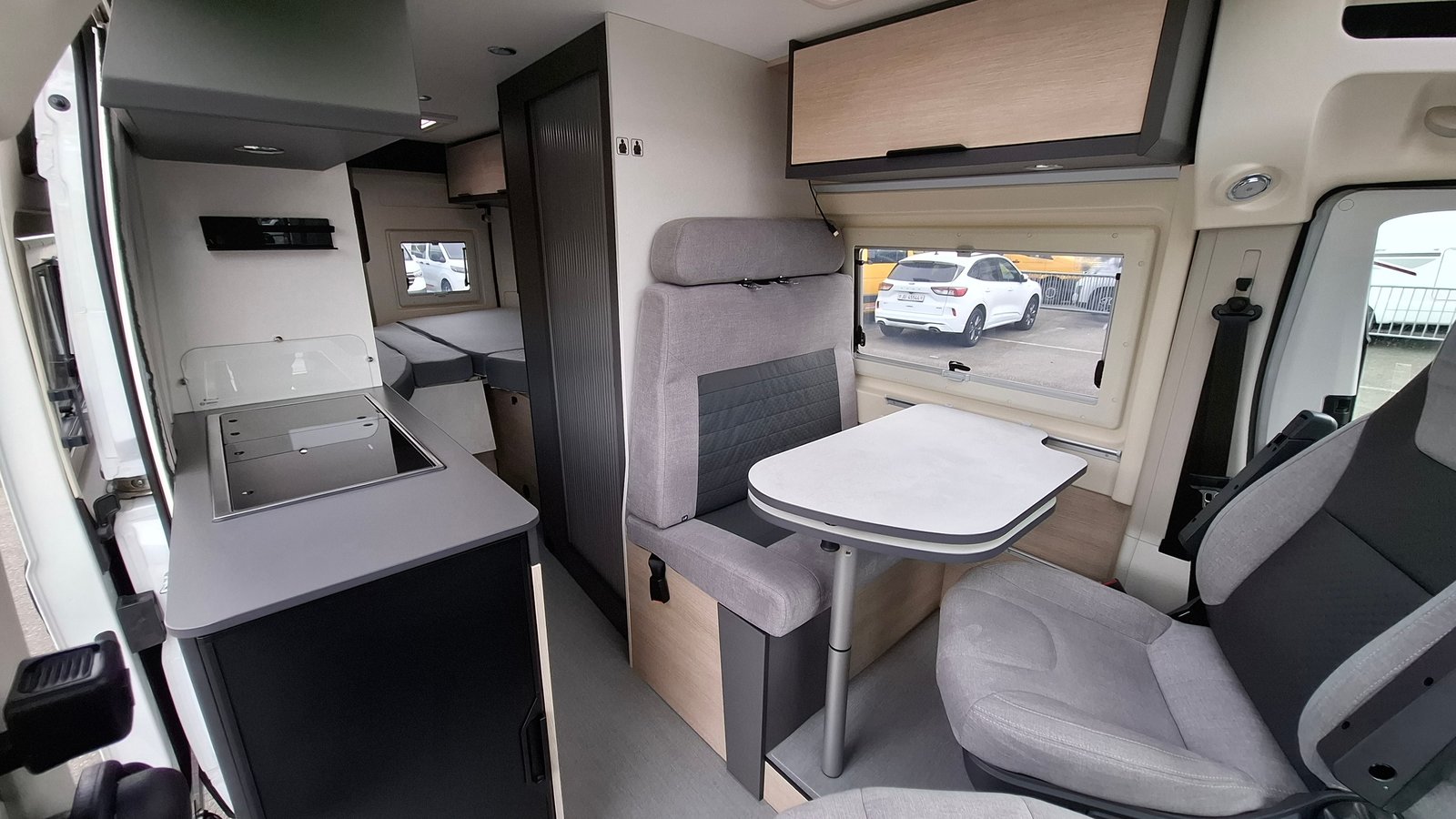 DREAMER D68 Fun+ 20 ans, Diesel, New car, Automatic - 5