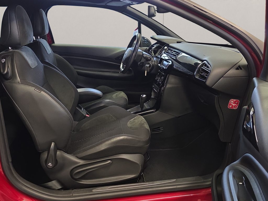 DS AUTOMOBILES DS3 1.6 VTi So Chic, Petrol, Second hand / Used, Automatic - 5