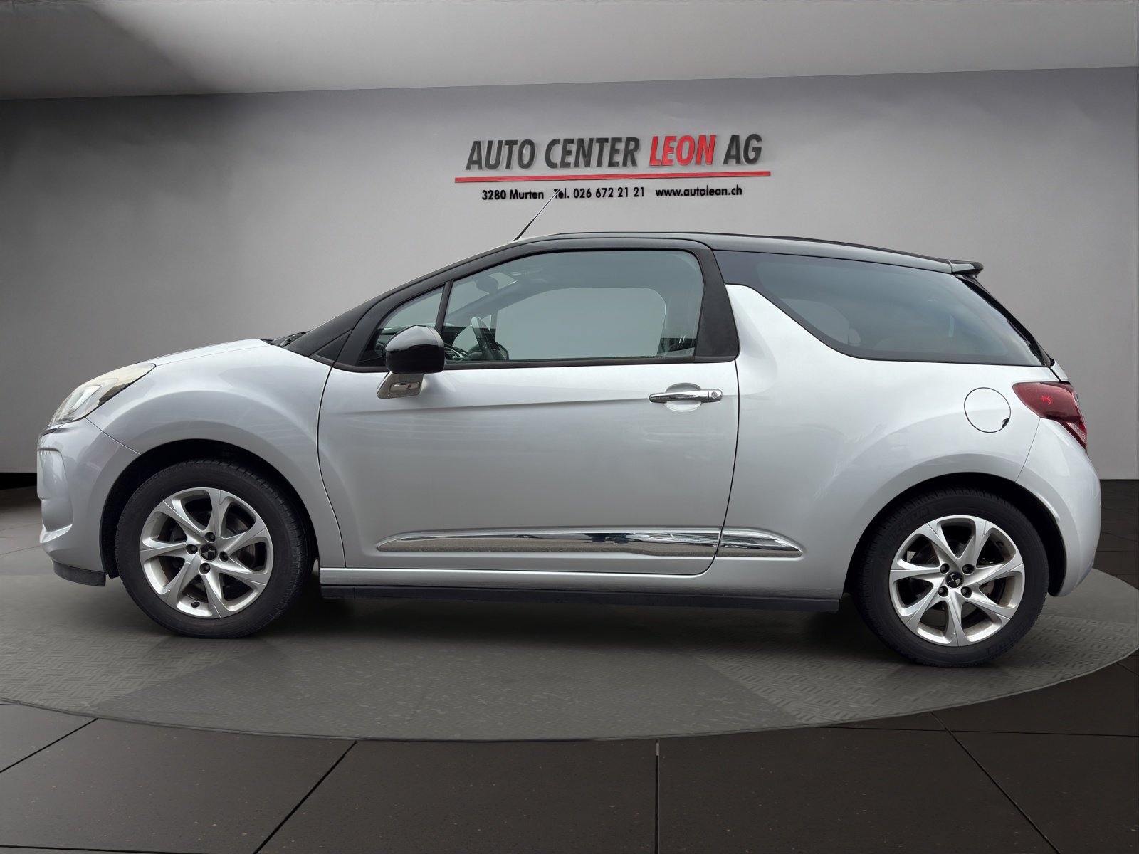 DS AUTOMOBILES DS 3 Cabrio 1.2 PureTech SO Chic, Petrol, Second hand / Used, Manual - 3