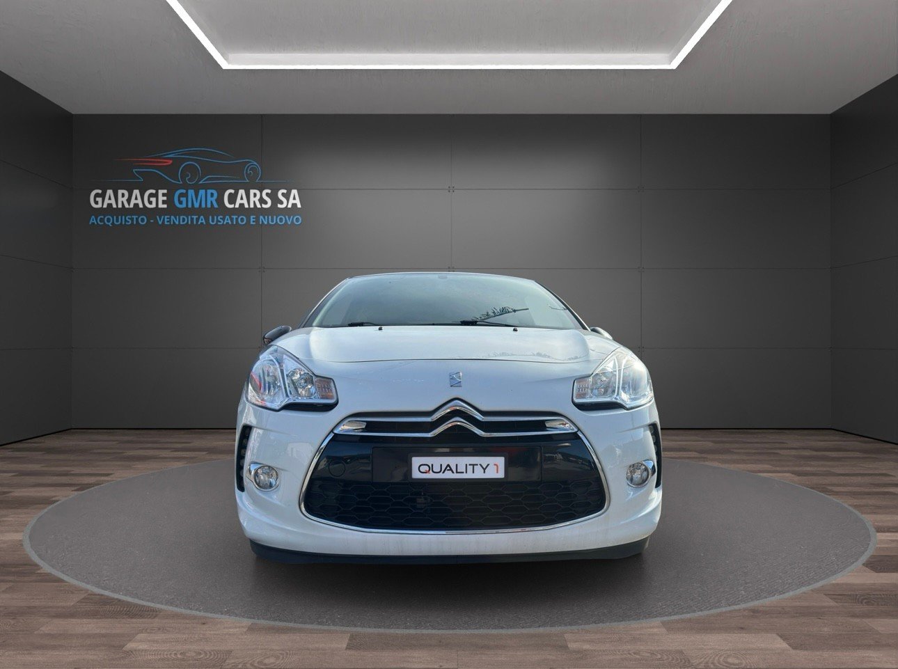 DS AUTOMOBILES DS3 1.2 VTi Chic, Petrol, Second hand / Used, Manual - 2