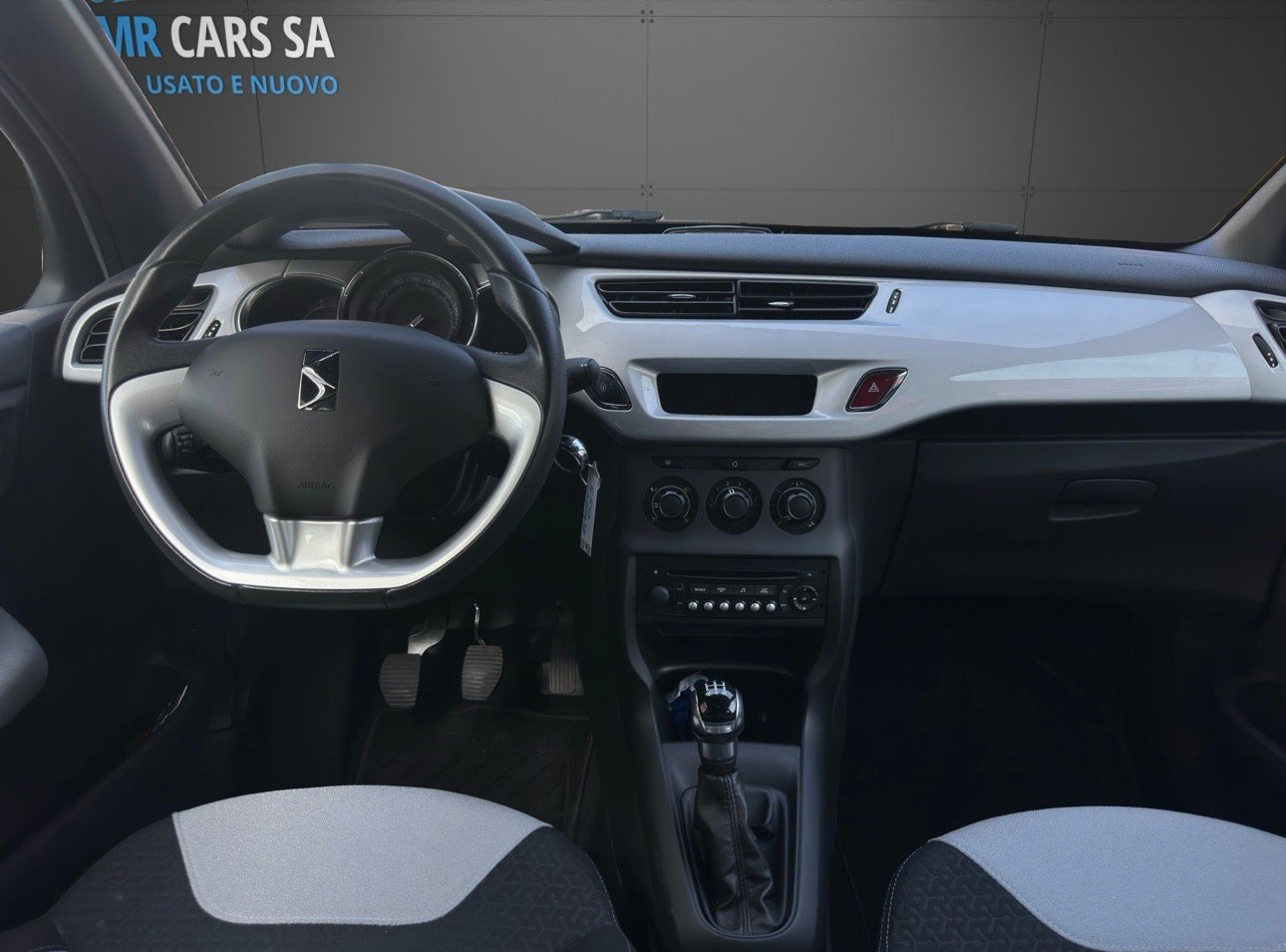 DS AUTOMOBILES DS3 1.2 VTi Chic, Petrol, Second hand / Used, Manual - 6