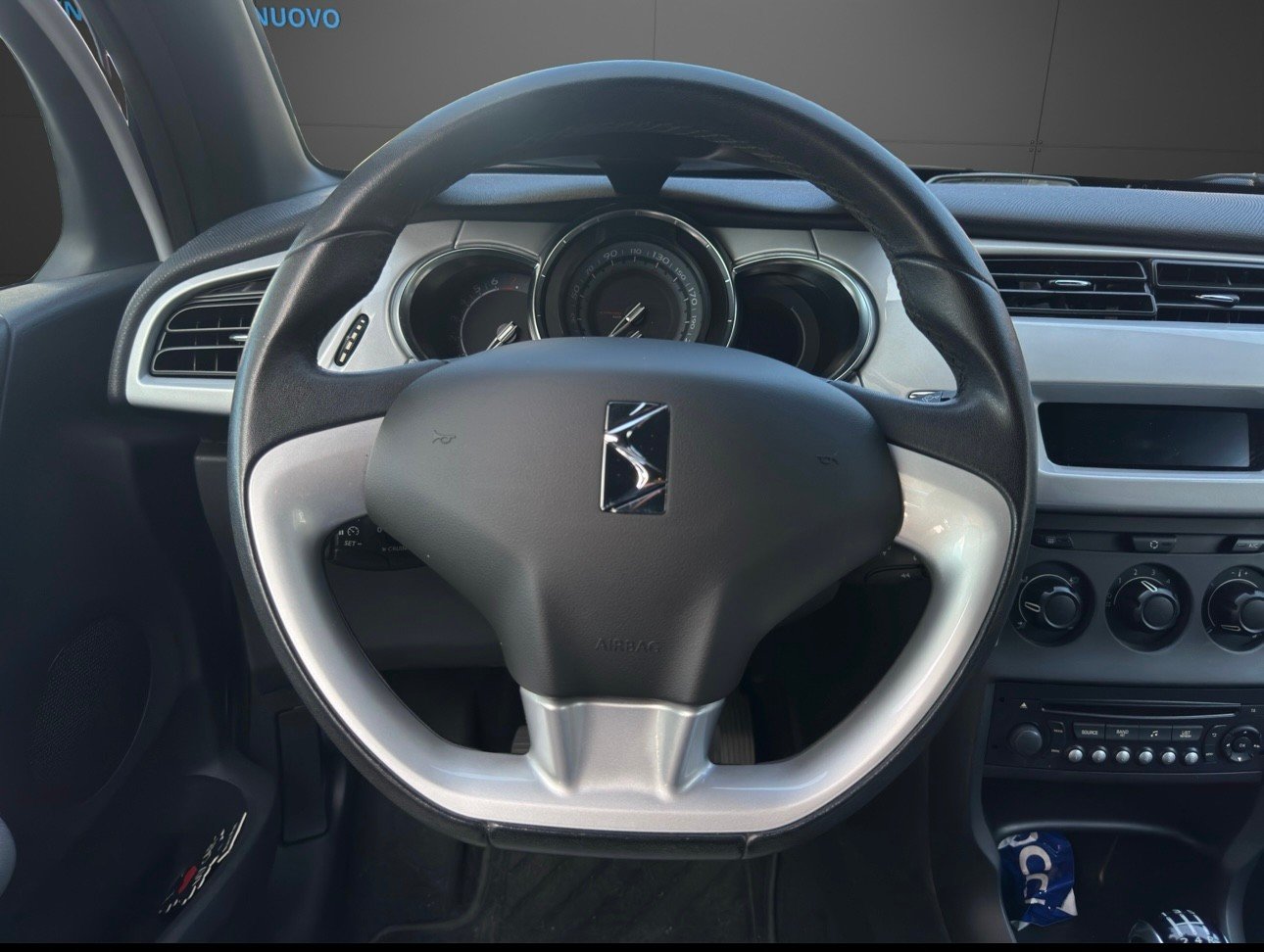 DS AUTOMOBILES DS3 1.2 VTi Chic, Petrol, Second hand / Used, Manual - 7