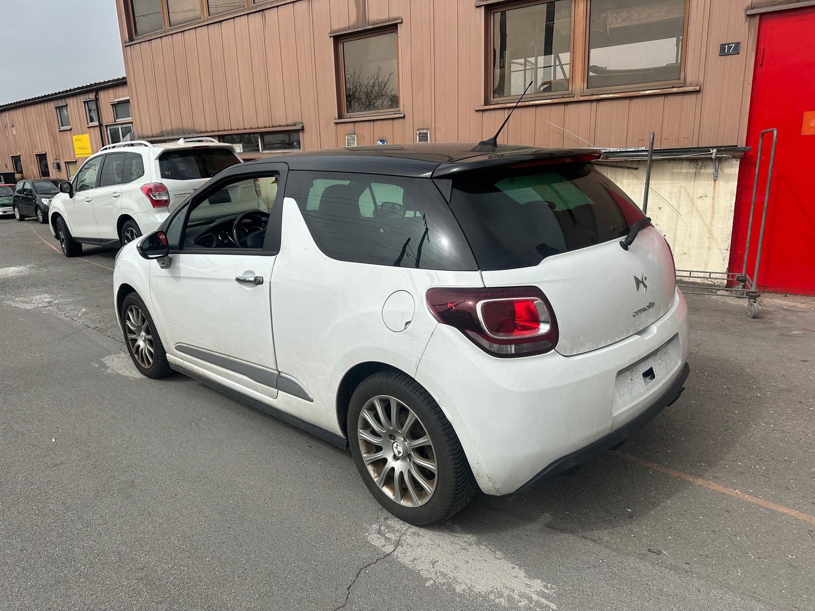 DS AUTOMOBILES DS3 1.6 THP Ultra Prestige, Essence, Occasion / Utilisé, Manuelle - 4