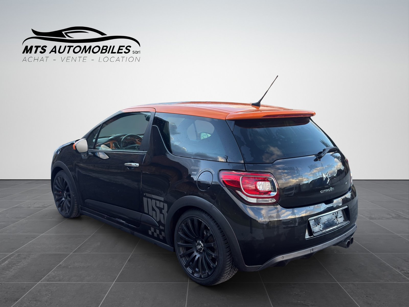 DS AUTOMOBILES DS3 1.6 THP Racing, Benzin, Occasion / Gebraucht, Handschaltung - 4