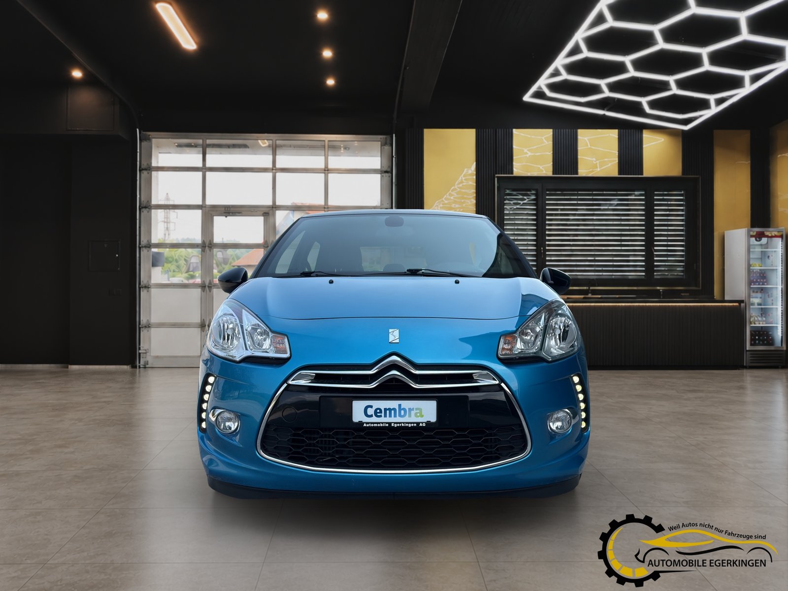 DS AUTOMOBILES DS 3 1.6 THP Sport Chic Plus, Petrol, Second hand / Used, Manual - 2
