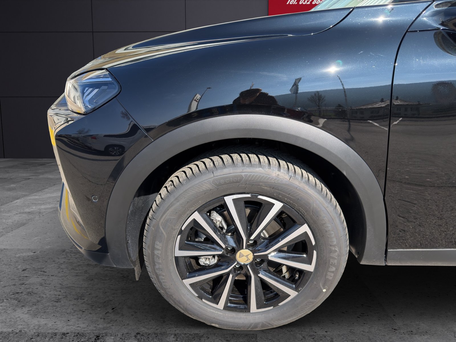 DS AUTOMOBILES DS3 1.2 MHEV Performance, Mild-Hybrid Petrol/Electric, New car, Automatic - 5