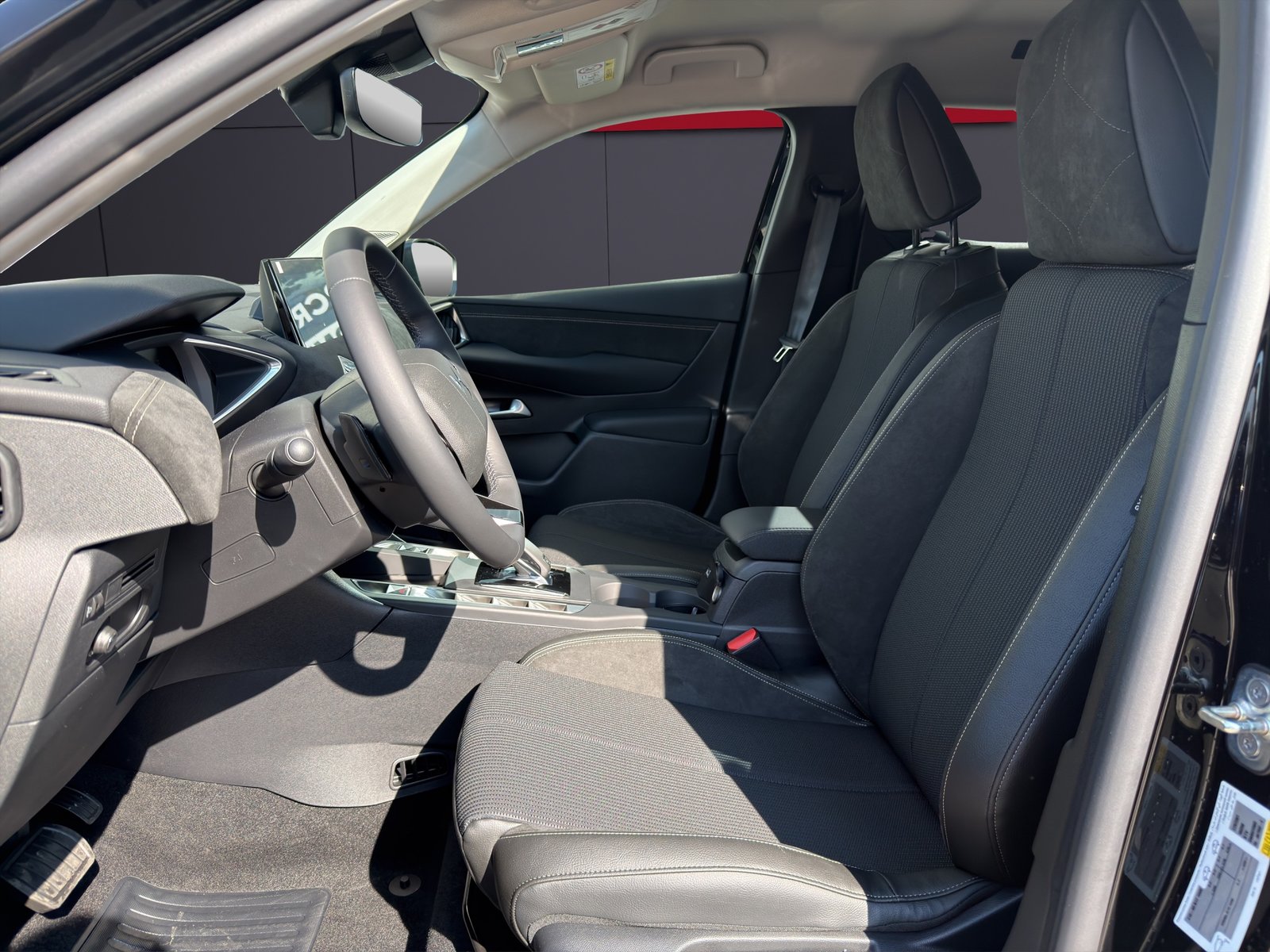 DS AUTOMOBILES DS3 1.2 MHEV Performance, Mild-Hybrid Petrol/Electric, New car, Automatic - 6