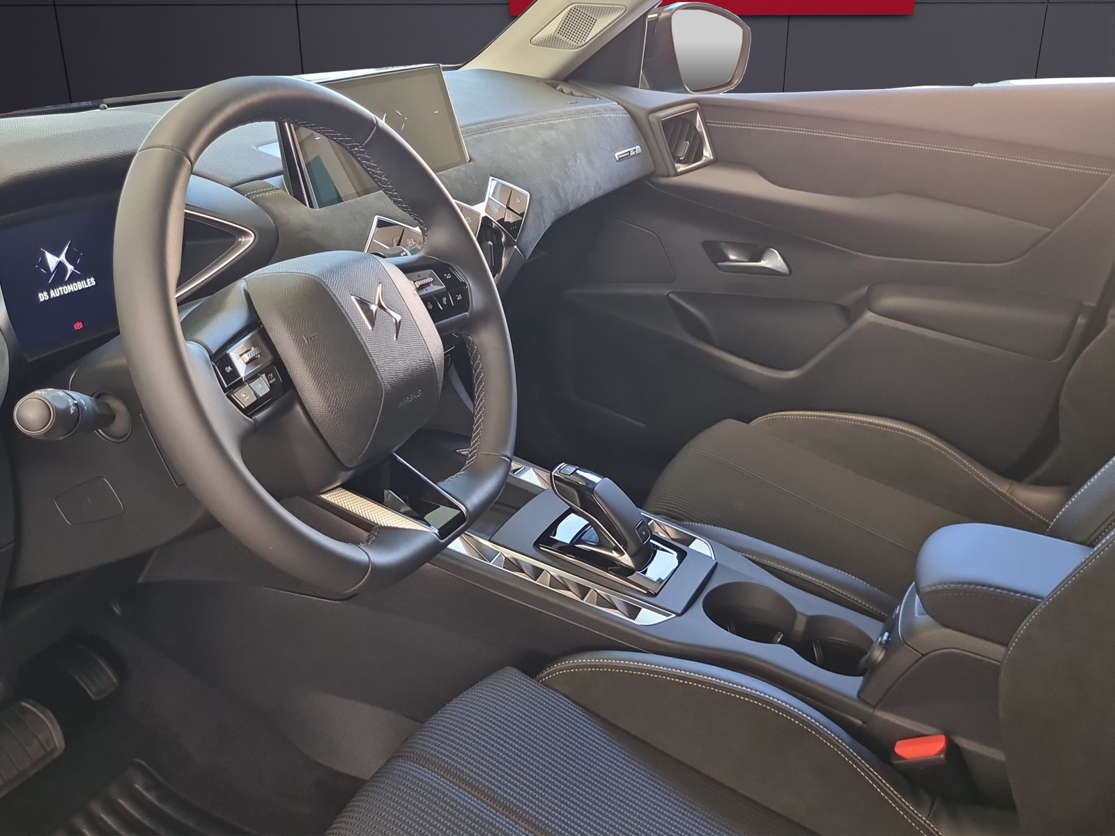 DS AUTOMOBILES DS3 1.2 MHEV Performance, Mild-Hybrid Benzin/Elektro, Neuwagen, Automatik - 5