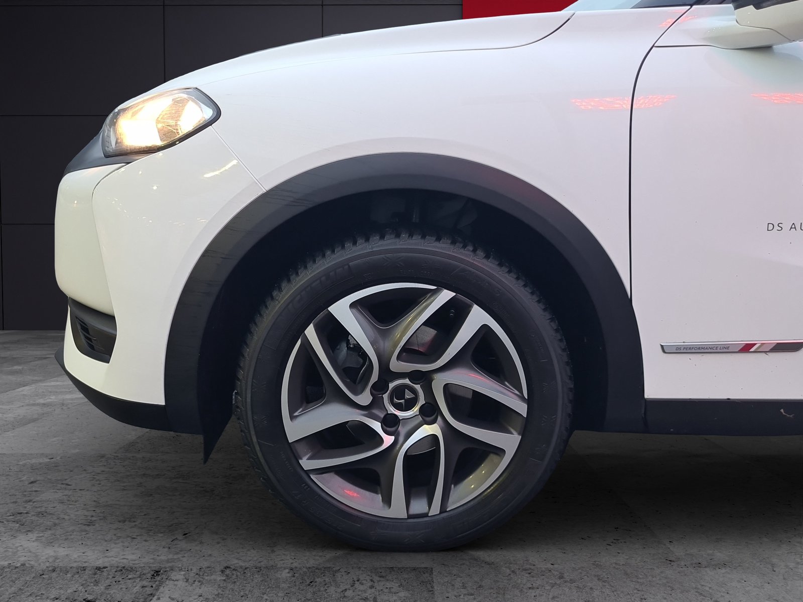DS AUTOMOBILES DS3 1.2 Performance Line, Petrol, Second hand / Used, Manual - 4