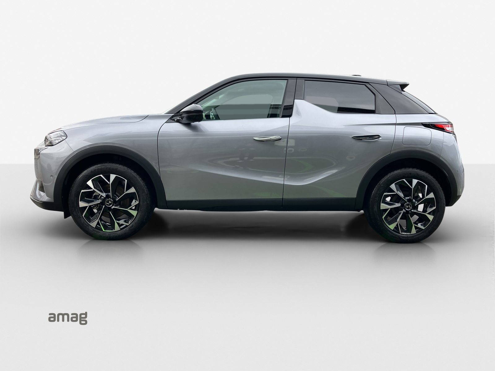 DS AUTOMOBILES DS 3 1.2 MHEV Etoile, Benzin, Occasion / Gebraucht, Automatik - 2